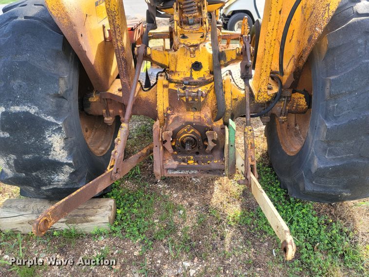 image for item LM9618 John Deere 401B  tractor