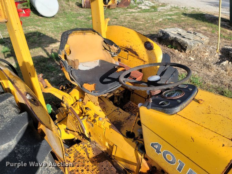 image for item LM9618 John Deere 401B  tractor