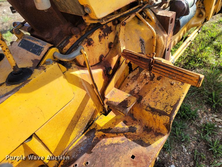 image for item LM9618 John Deere 401B  tractor