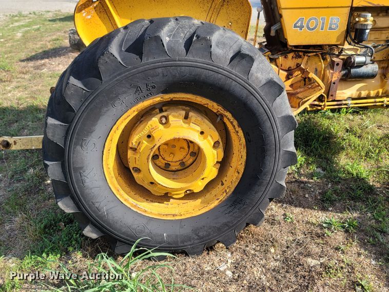 image for item LM9618 John Deere 401B  tractor
