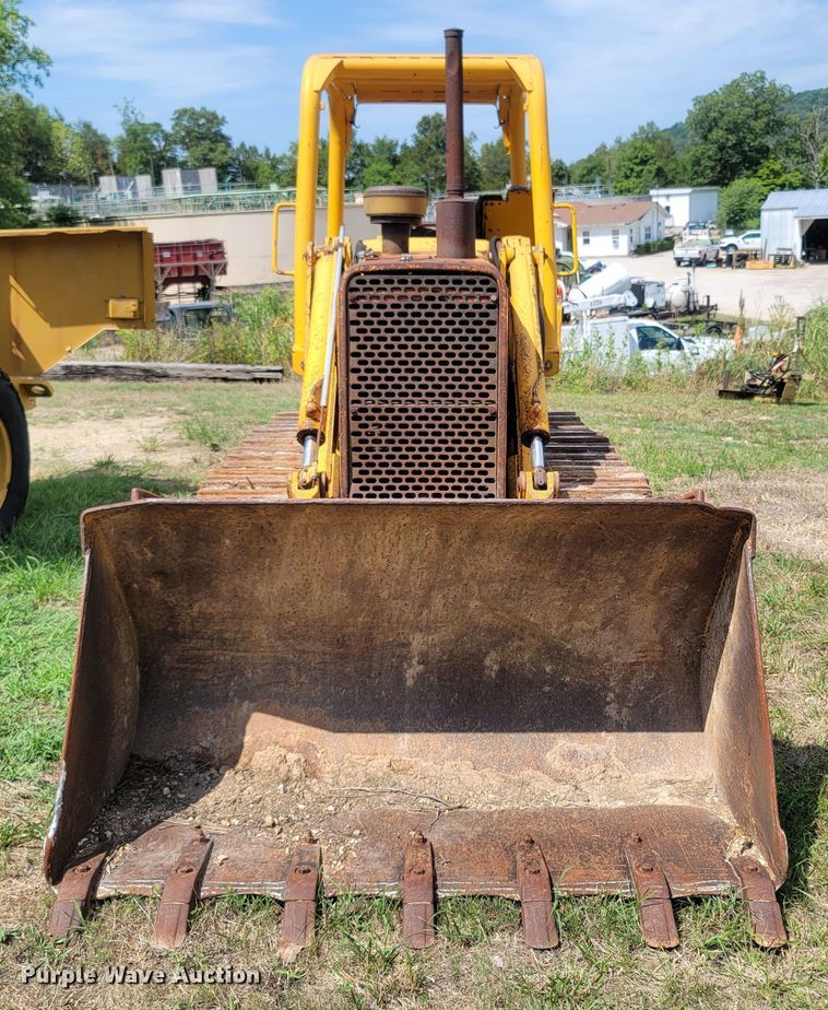 image for item LM9620 1977 John Deere 555  track loader