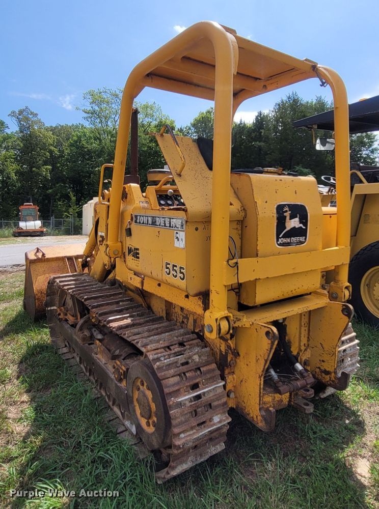 image for item LM9620 1977 John Deere 555  track loader