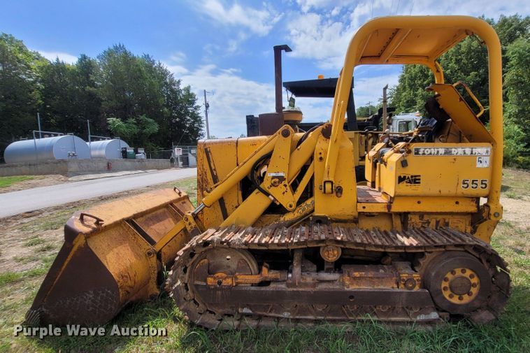 image for item LM9620 1977 John Deere 555  track loader