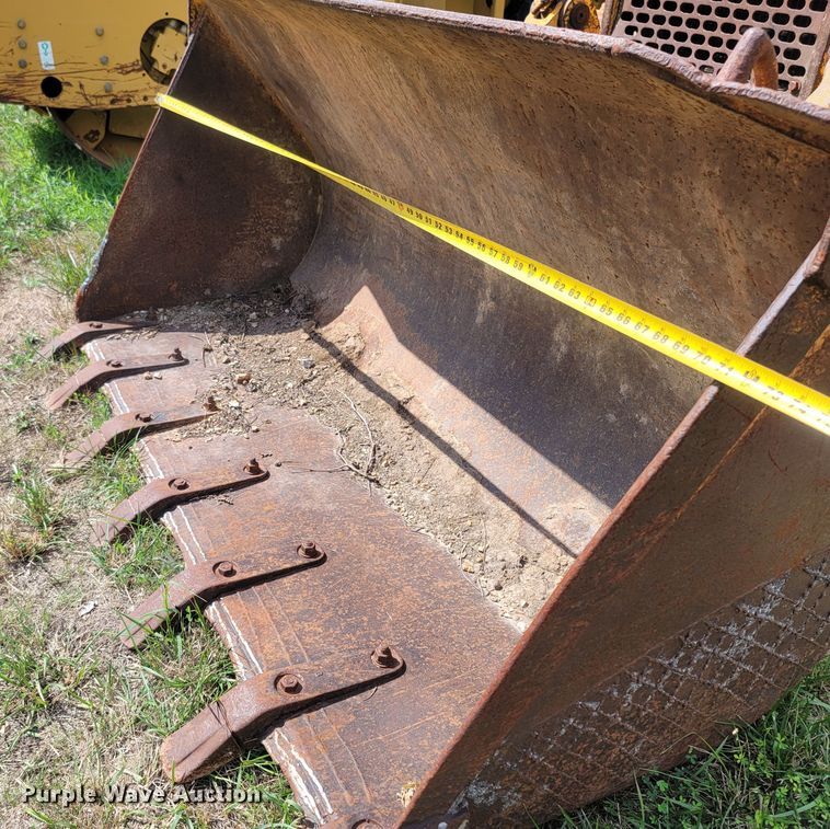 image for item LM9620 1977 John Deere 555  track loader