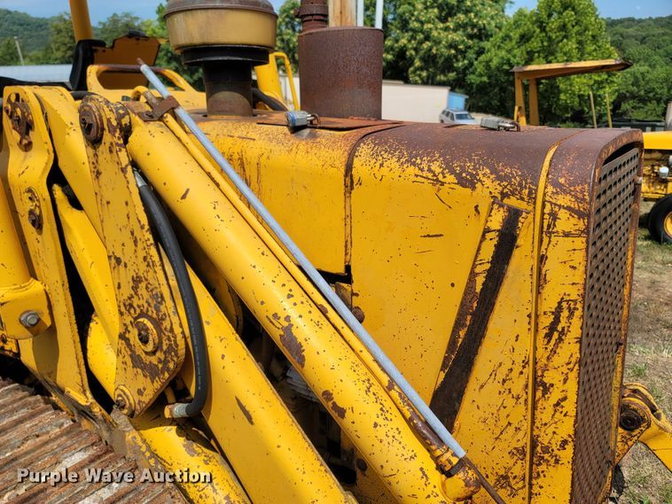 image for item LM9620 1977 John Deere 555  track loader