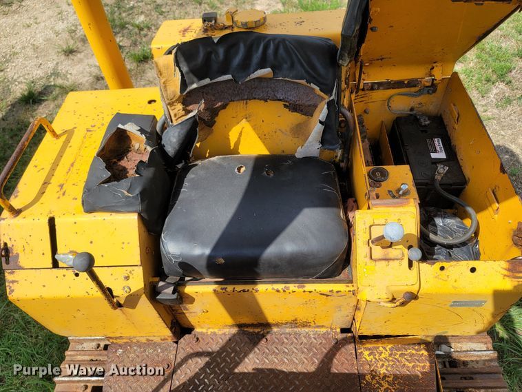 image for item LM9620 1977 John Deere 555  track loader