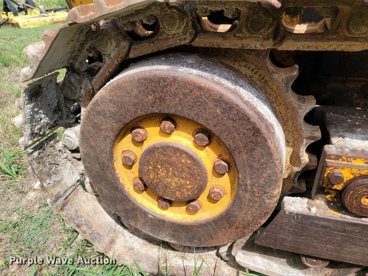 image for item LM9620 1977 John Deere 555  track loader