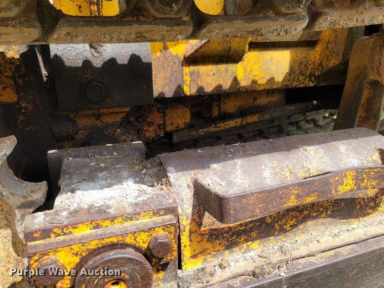 image for item LM9620 1977 John Deere 555  track loader