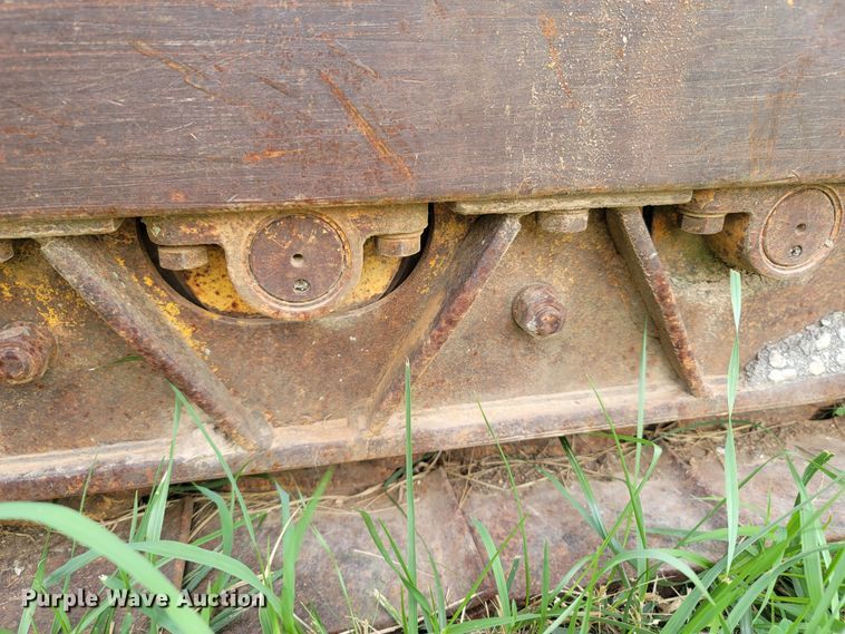 image for item LM9620 1977 John Deere 555  track loader