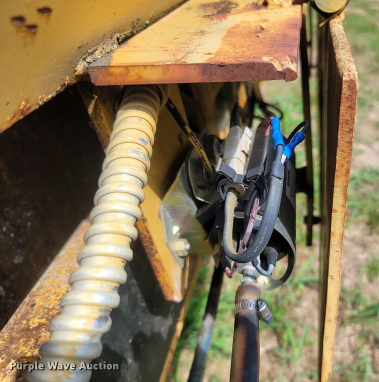 image for item LM9621 1995 Caterpillar CS433C  single drum vibratory roller