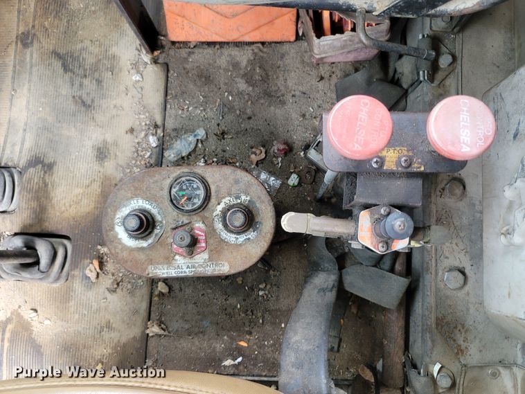 image for item LM9622 1984 Mack RD686S  dump truck