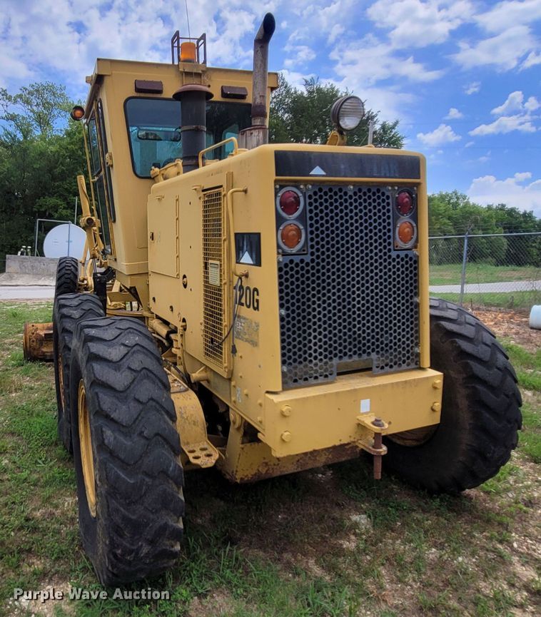 image for item LM9623 1992 Caterpillar 120G  motor grader