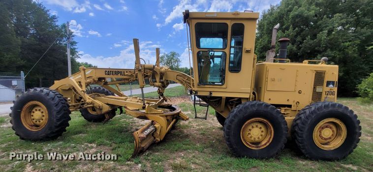 image for item LM9623 1992 Caterpillar 120G  motor grader