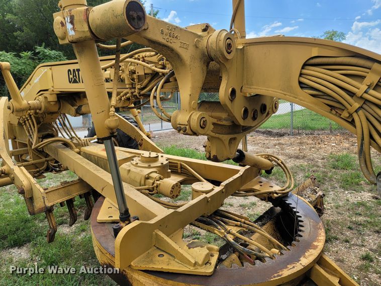 image for item LM9623 1992 Caterpillar 120G  motor grader