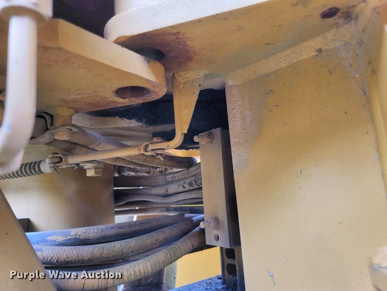 image for item LM9623 1992 Caterpillar 120G  motor grader