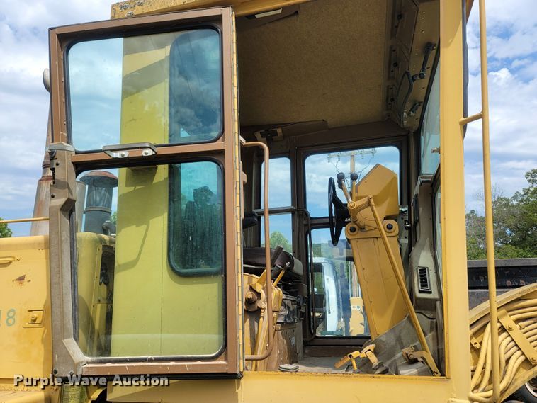 image for item LM9623 1992 Caterpillar 120G  motor grader