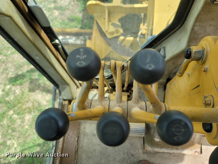 image for item LM9623 1992 Caterpillar 120G  motor grader