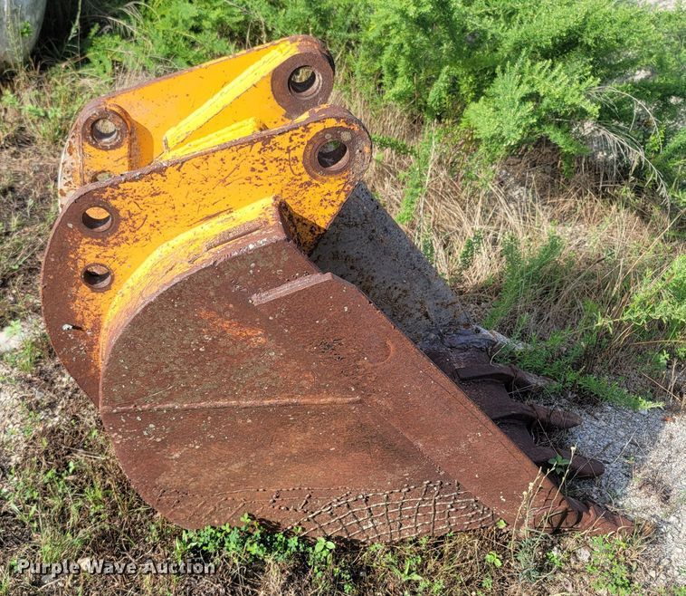 image for item LM9626 (3) Case buckets