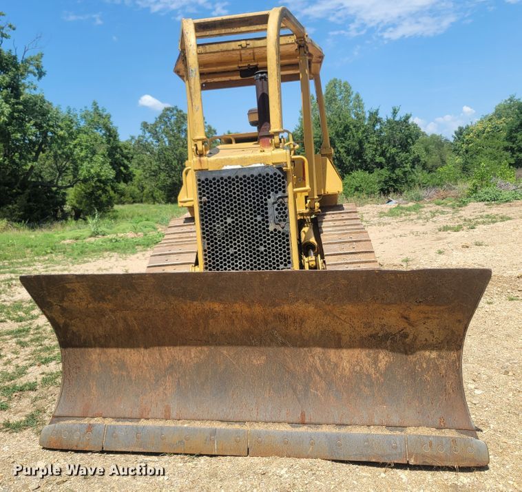 image for item LM9630 1990 Caterpillar D4H  dozer