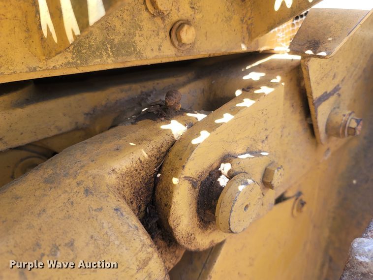 image for item LM9630 1990 Caterpillar D4H  dozer