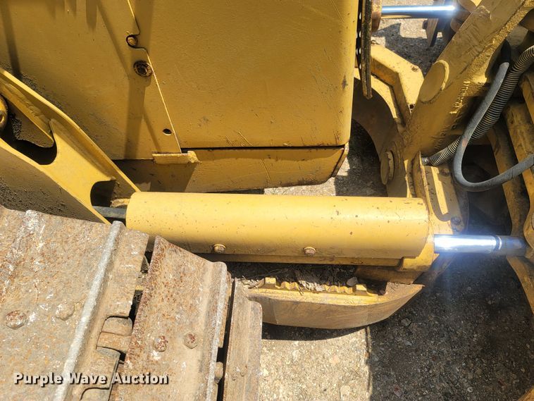 image for item LM9630 1990 Caterpillar D4H  dozer