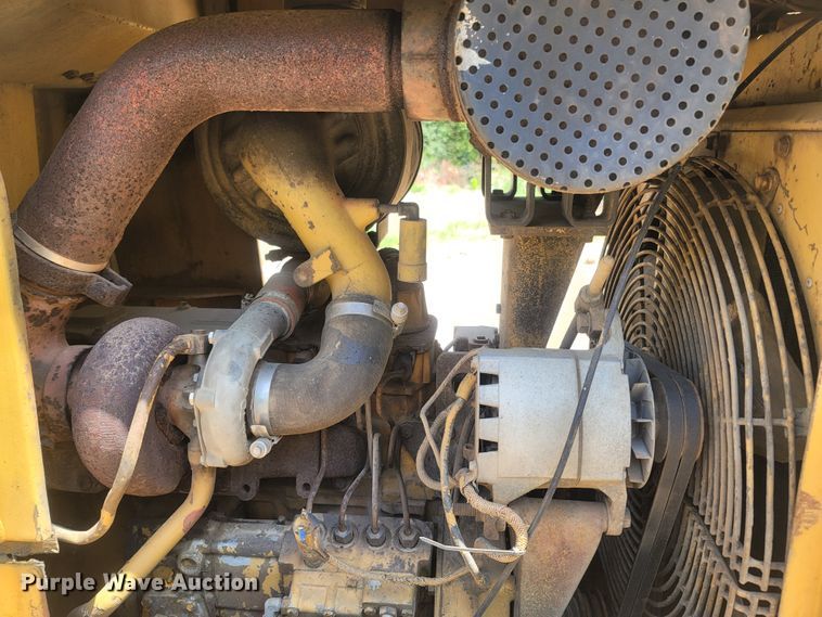 image for item LM9630 1990 Caterpillar D4H  dozer