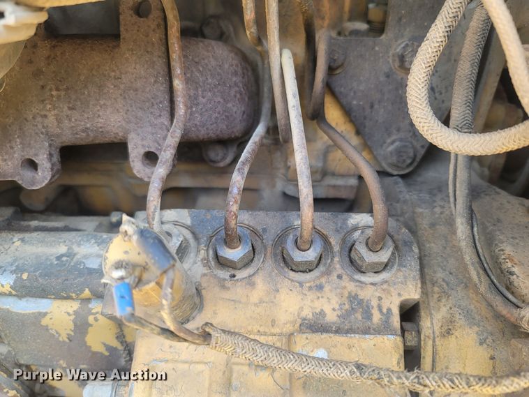 image for item LM9630 1990 Caterpillar D4H  dozer