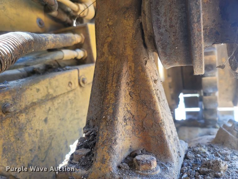 image for item LM9630 1990 Caterpillar D4H  dozer