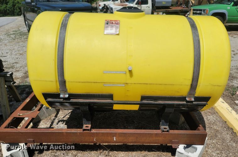 image for item LM9631 Poly tank