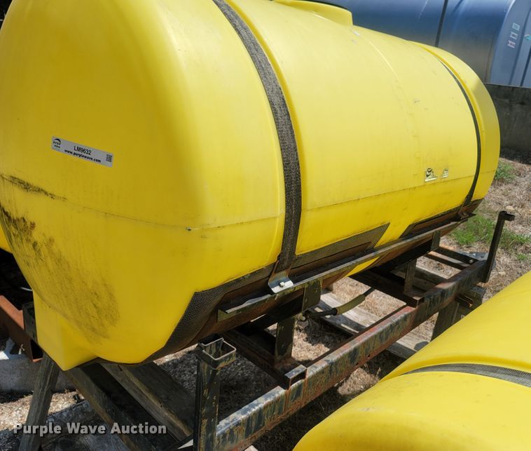 image for item LM9632 Poly tank