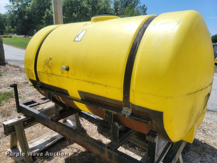 image for item LM9632 Poly tank