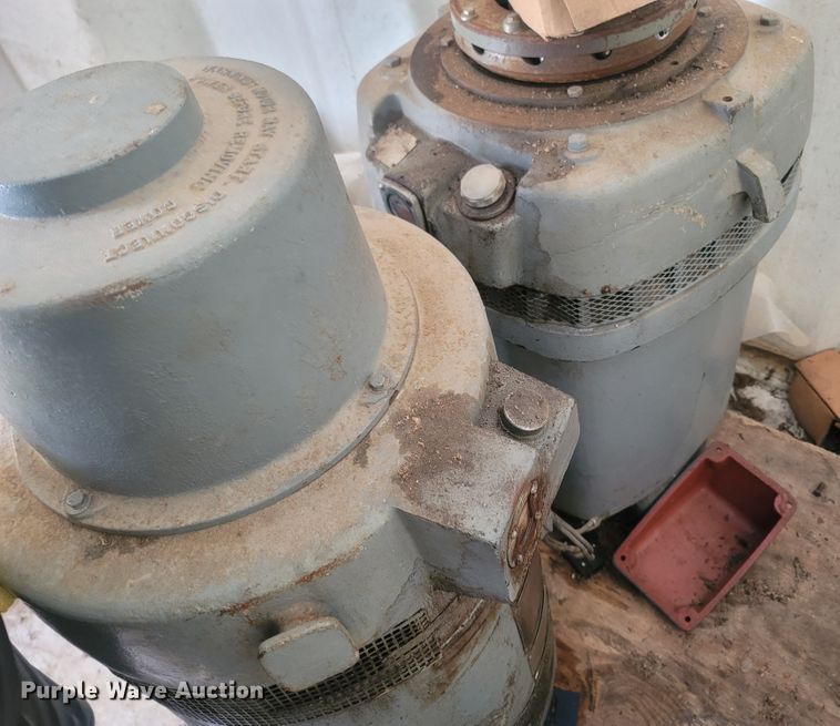 image for item LM9637 (2) electric motors