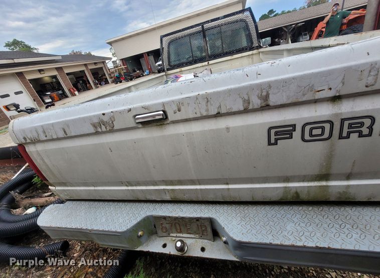 image for item LM9639 1989 Ford F150  pickup truck