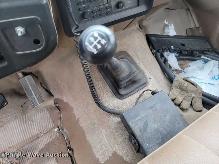 image for item LM9639 1989 Ford F150  pickup truck