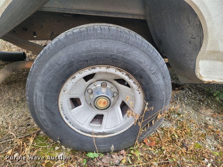 image for item LM9639 1989 Ford F150  pickup truck