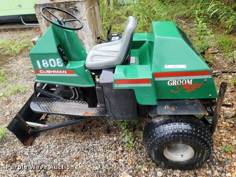 image for item LM9641 Cushman Groom Master  bunker rake