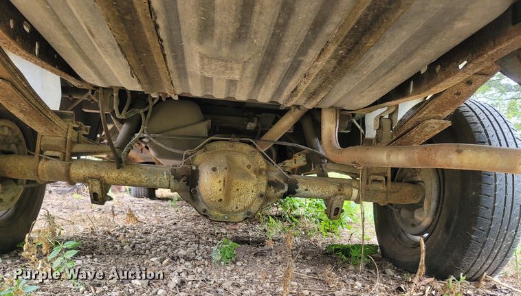 image for item LM9642 1993 Ford F150  pickup truck