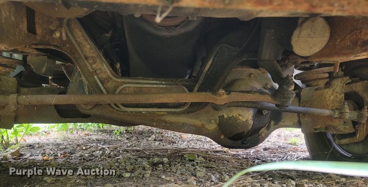 image for item LM9642 1993 Ford F150  pickup truck