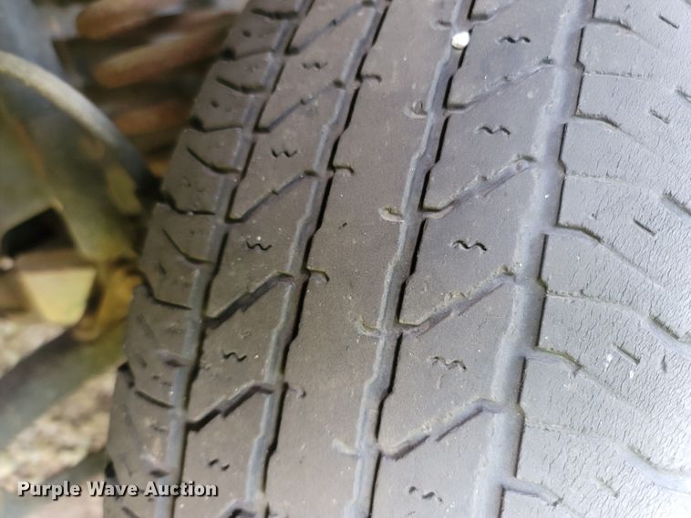 image for item LM9642 1993 Ford F150  pickup truck