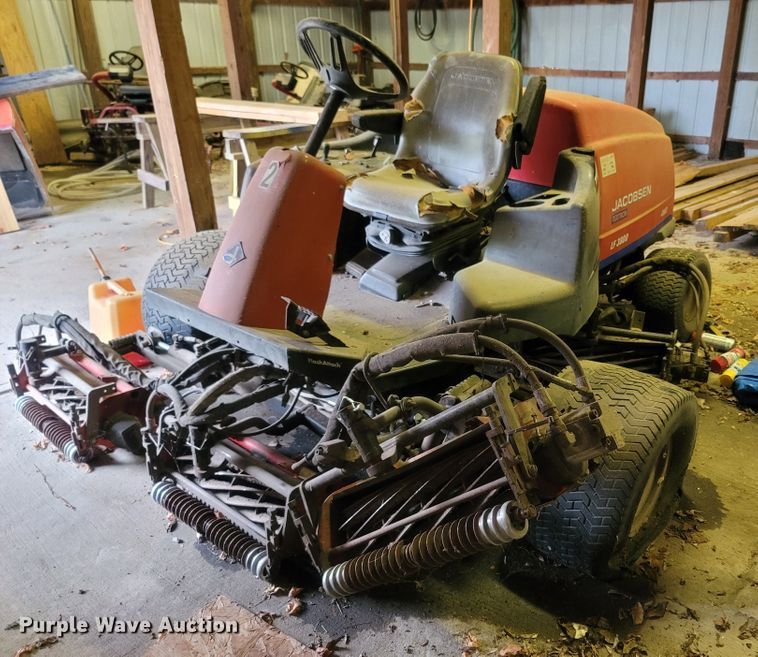 image for item LM9644 Jacobsen LF3800  reel mower