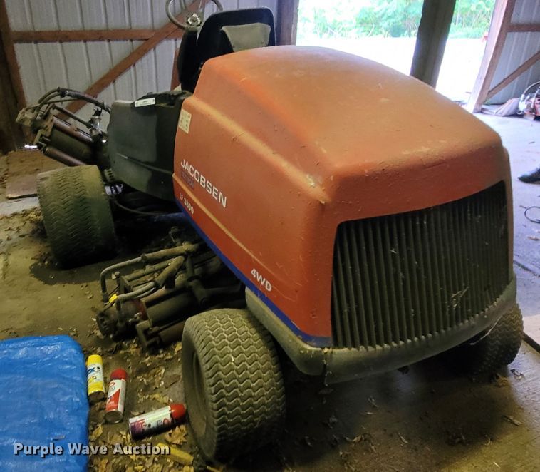 image for item LM9644 Jacobsen LF3800  reel mower