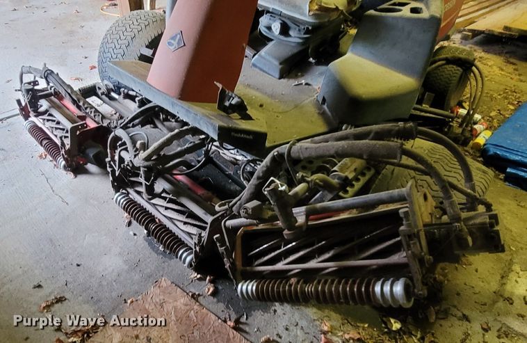 image for item LM9644 Jacobsen LF3800  reel mower