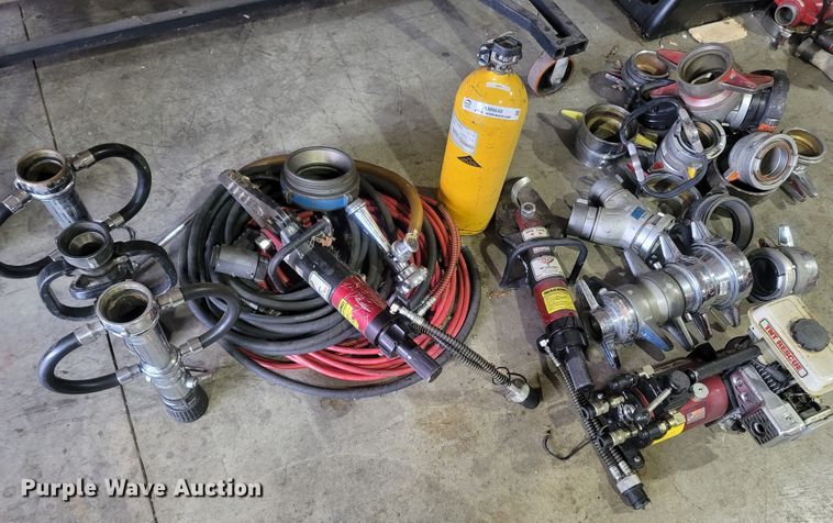 image for item LM9648 TNT Rescue RT-2.5  extrication tool