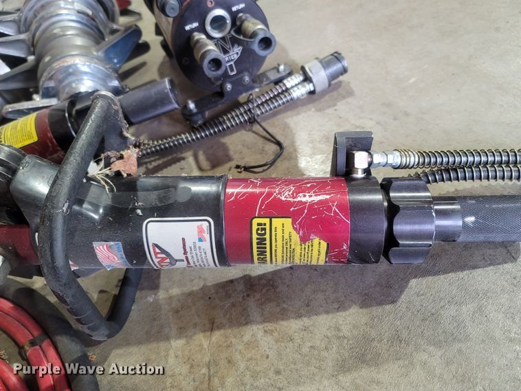 image for item LM9648 TNT Rescue RT-2.5  extrication tool