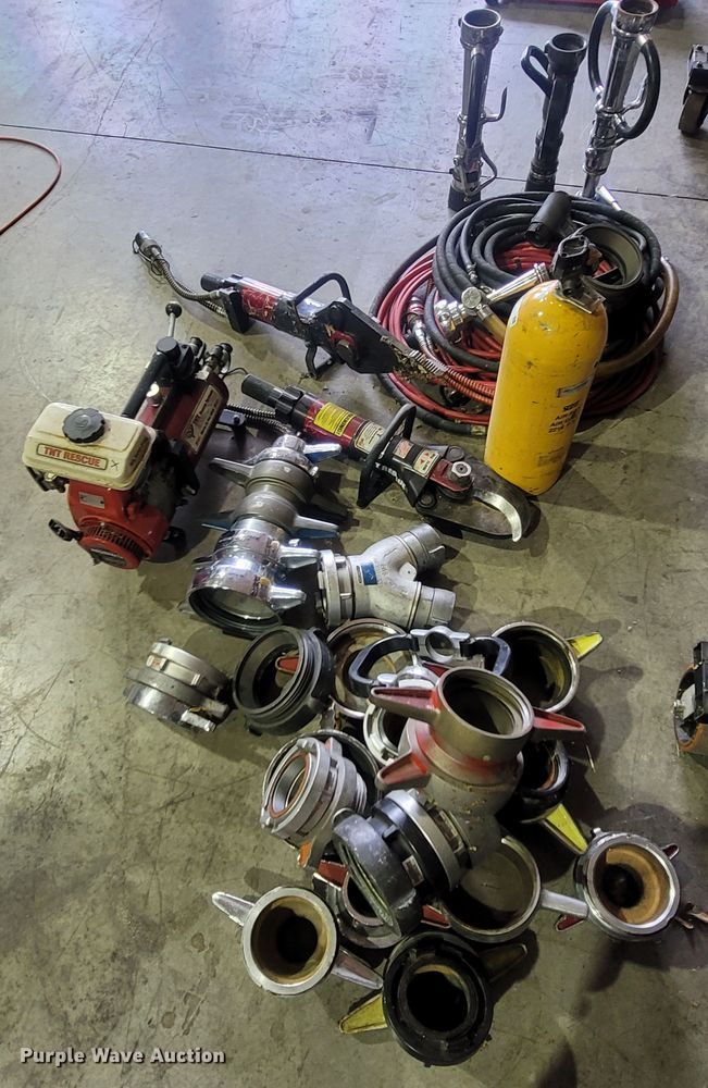 image for item LM9648 TNT Rescue RT-2.5  extrication tool