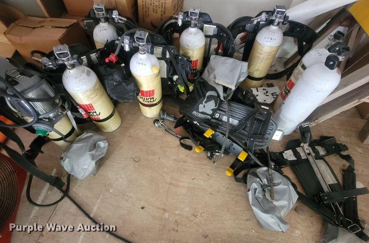 image for item LM9649 Fire and rescue equipment