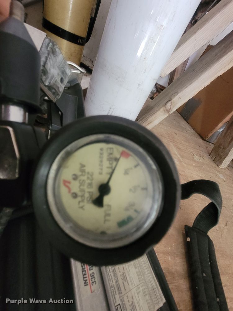 image for item LM9649 Fire and rescue equipment