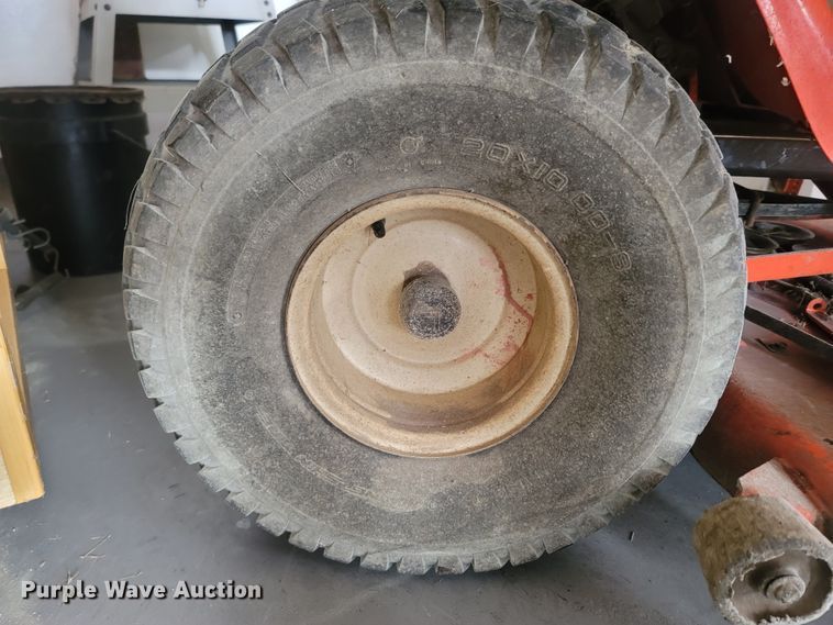 image for item LM9651 Kubota T1760  lawn mower