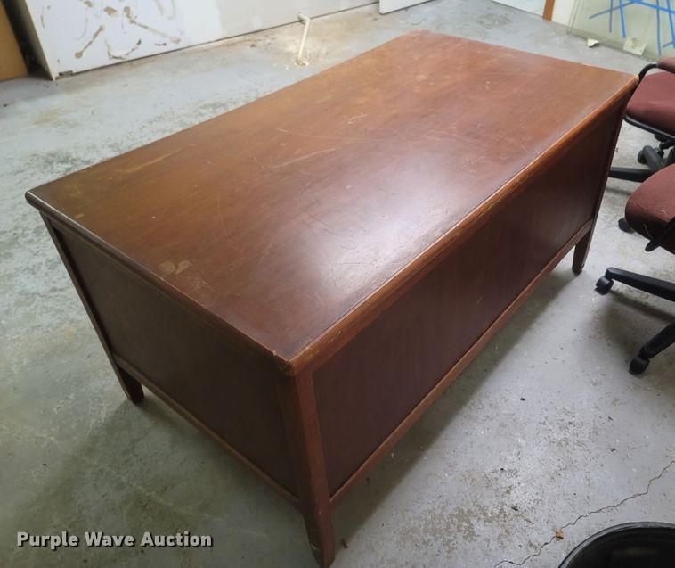 image for item LM9653 Office supplies