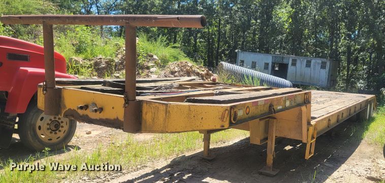 image for item LM9661 1995 Nuttall 255E  drop deck equipment trailer